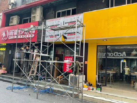 义马制作广告招牌如何避免它发黄？